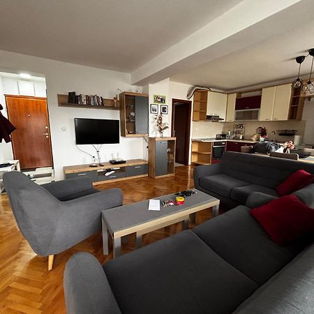 Central Skopje Apartment Екстериор снимка